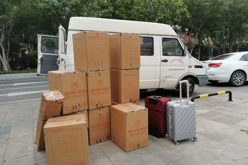 边坝行李托运公司